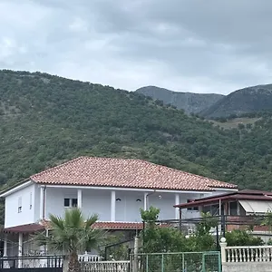  Affittacamere Denaj House